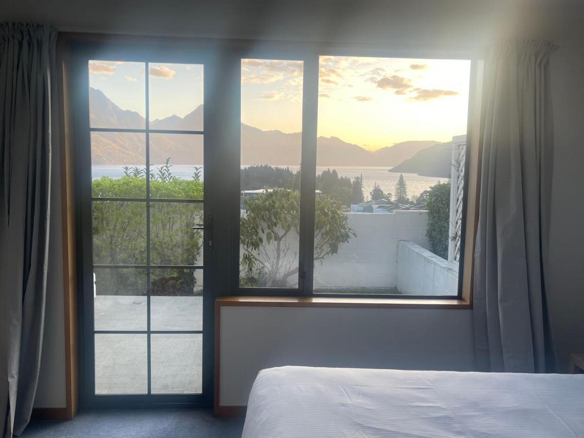 Panoramic Views - 10 Minutes Walk To Town Villa ควีนส์ทาวน์ ภายนอก รูปภาพ